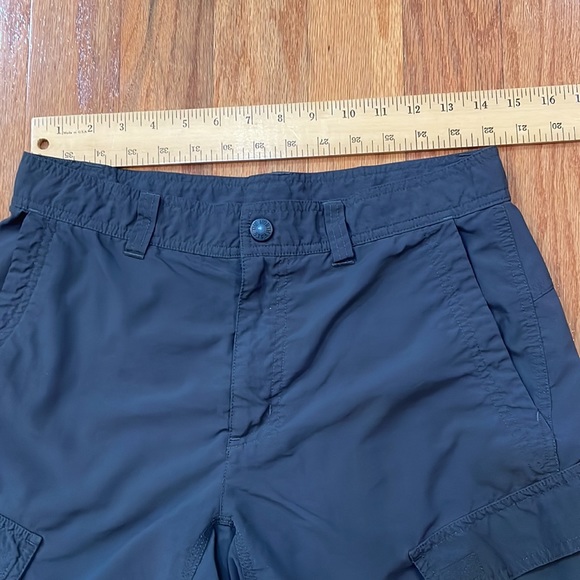 The North Face Men’s Size 30 Gray Shorts Cargo Pockets - Picture 3 of 11